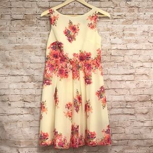 SL FASHIONS PETITE SLEEVELESS FLORAL DRESS